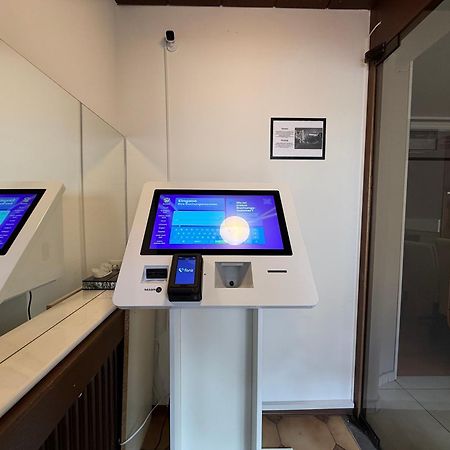 Hotel Hafner - Self Check-In Stoccarda Esterno foto