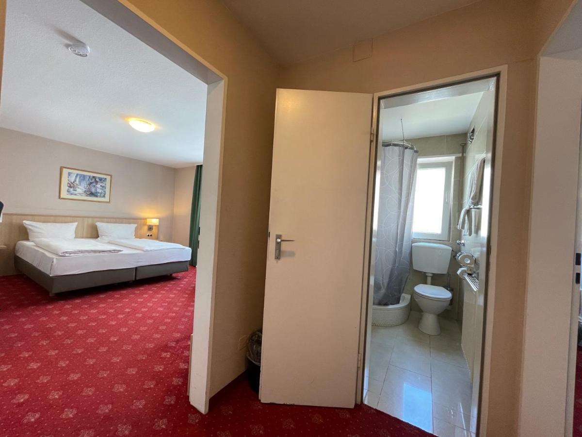 Hotel Hafner - Self Check-In Stoccarda Esterno foto