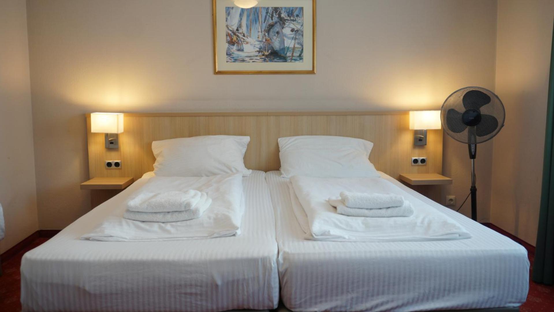 Hotel Hafner - Self Check-In Stoccarda Esterno foto