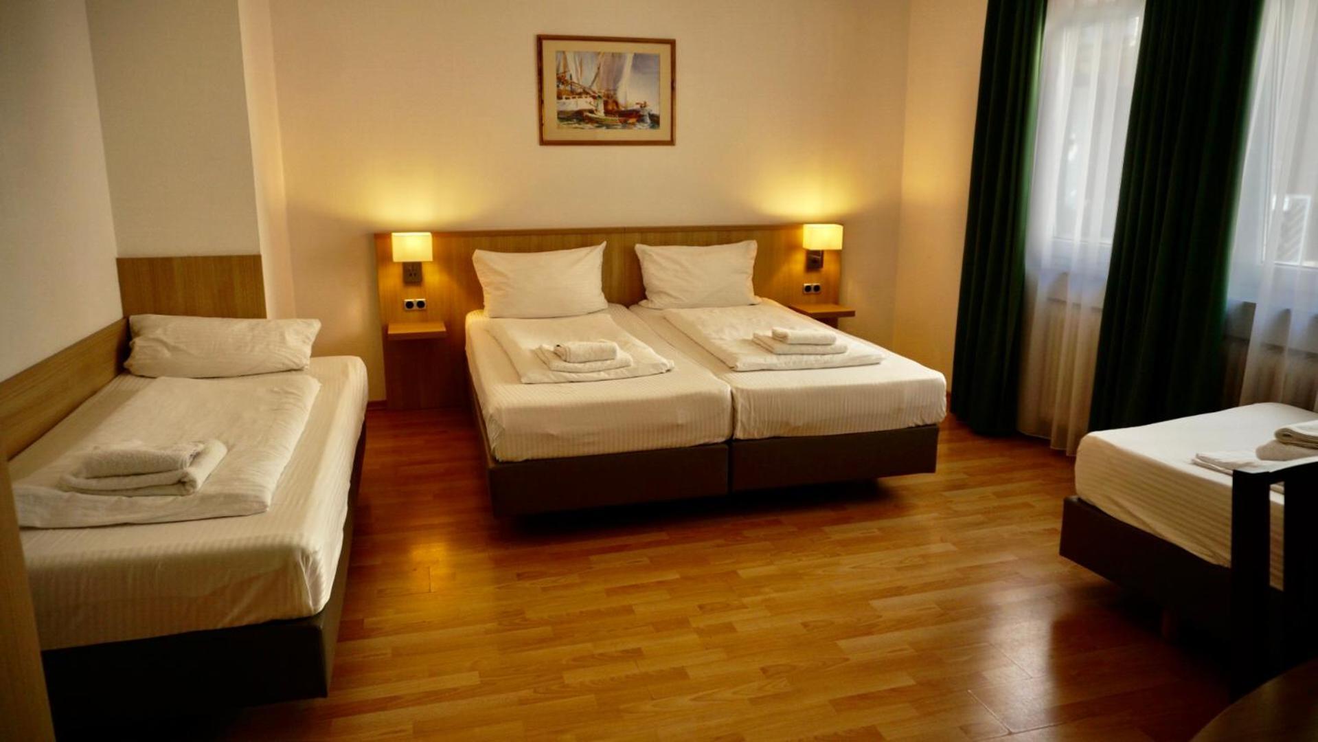 Hotel Hafner - Self Check-In Stoccarda Esterno foto