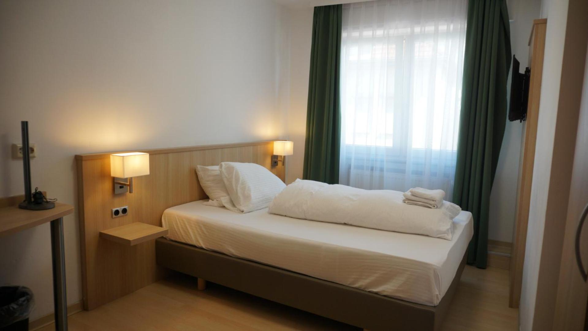 Hotel Hafner - Self Check-In Stoccarda Esterno foto