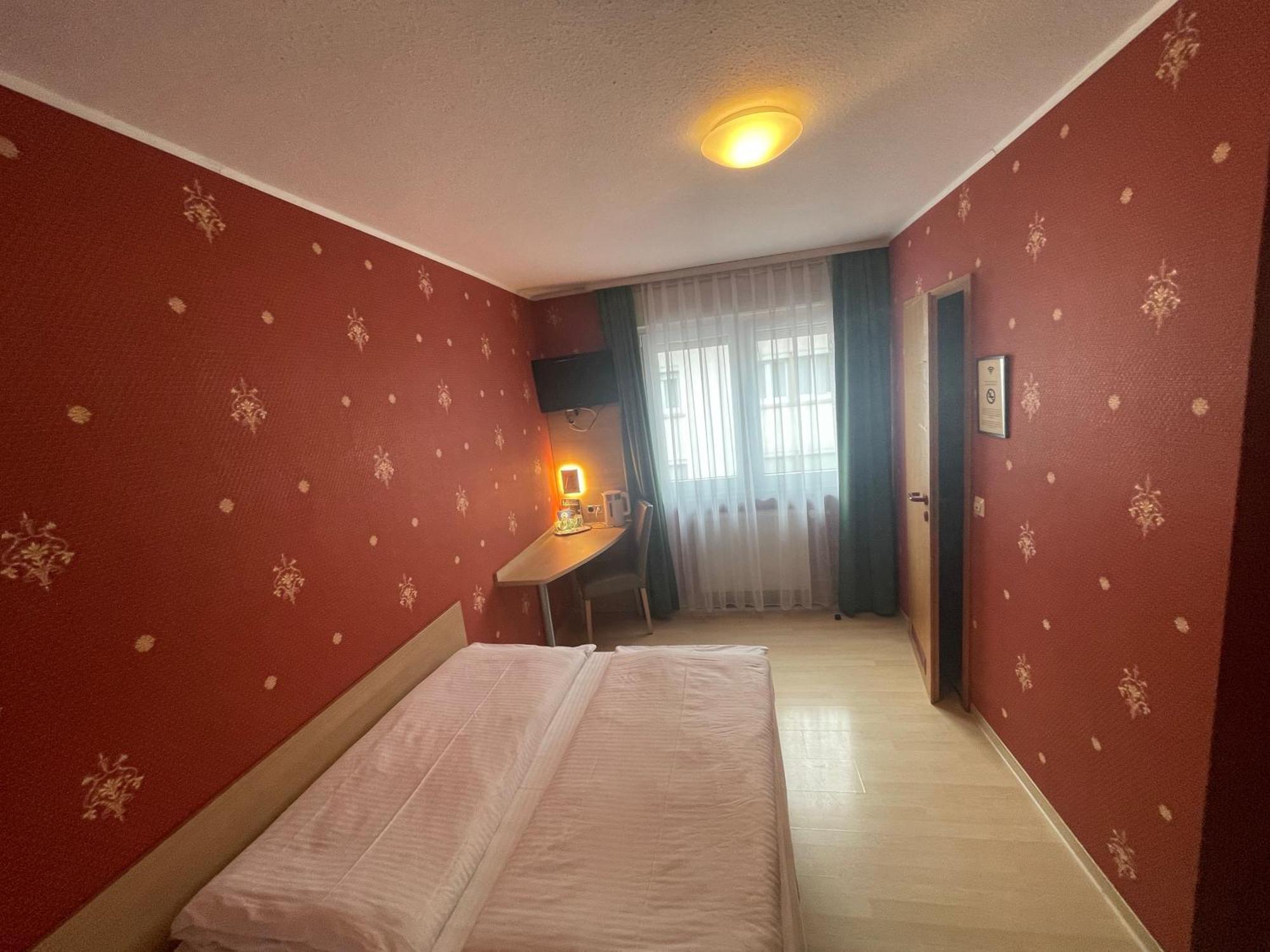 Hotel Hafner - Self Check-In Stoccarda Esterno foto